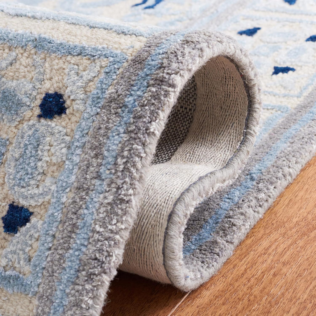 Handmade Wool Viscose Accent Rug