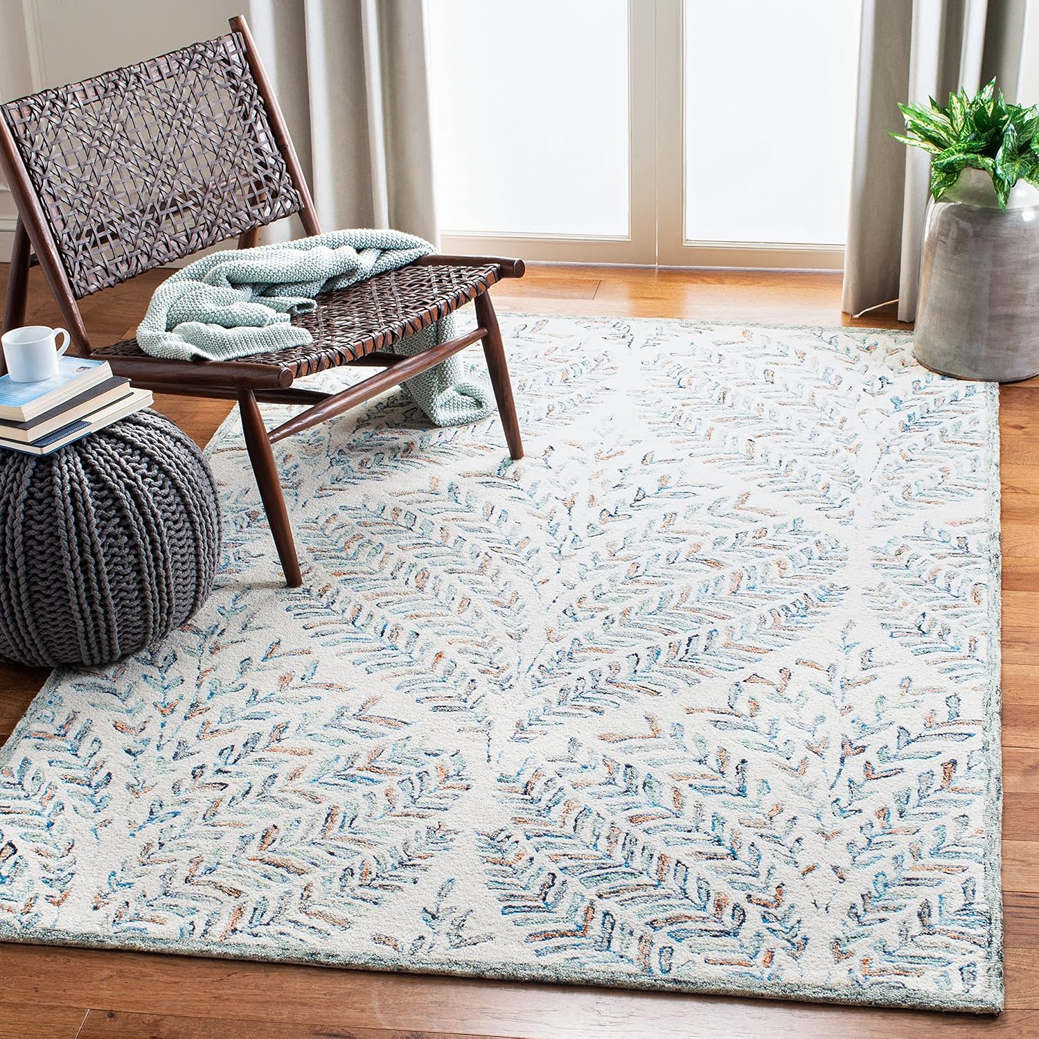 Handmade Wool Accent Area Rug
